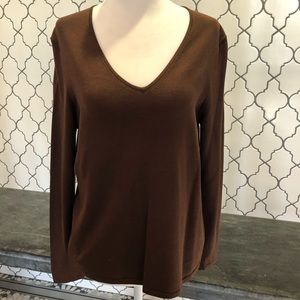 Belford silk v-neck sweater.